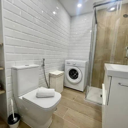Stylish New Designed With Terrace Apartment *