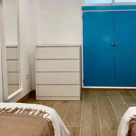 - Sleeps 2 - Terrace - Pool Appartamento *